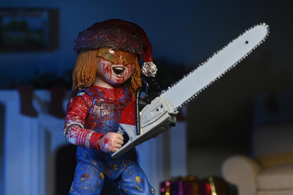 Chucky Ultimate Chucky (Holiday Edition) Action Figure