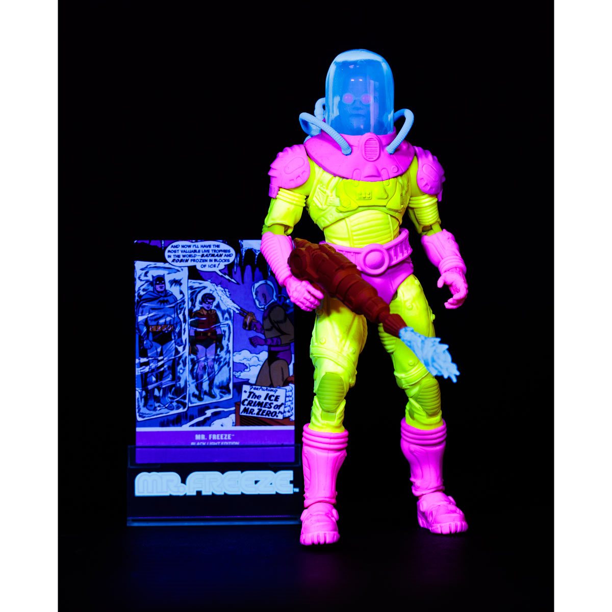 Mr. Freeze Black Light Gold Label - Exclusive