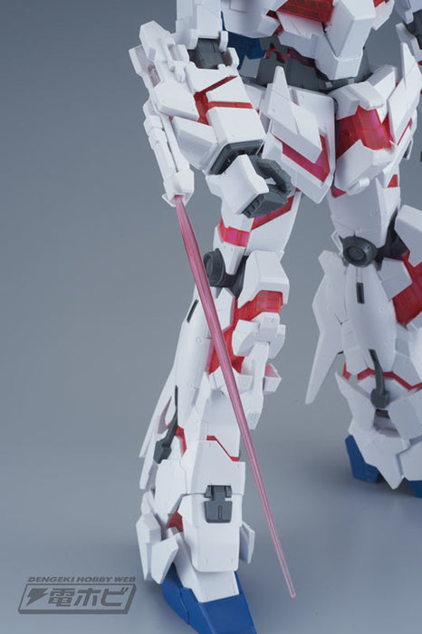 Mega Size Model - 1/48 Scale Unicorn Gundam [Destroy Mode]