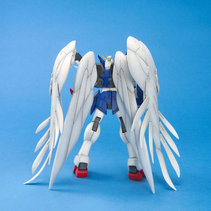 MG - 1/100 - Wing Gundam Zero Custom