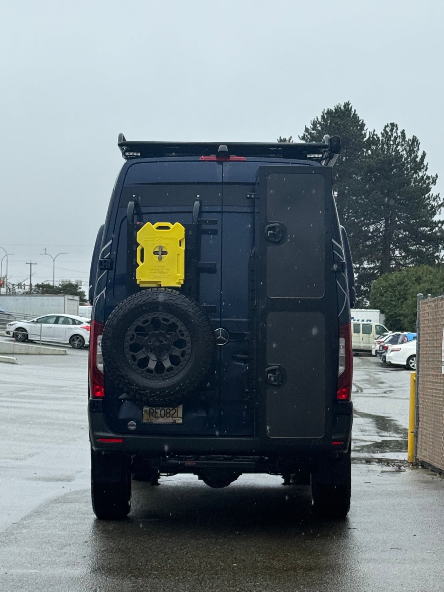 Trenta Carbon Fiber Camper Van Ski & Multisport Storage Box