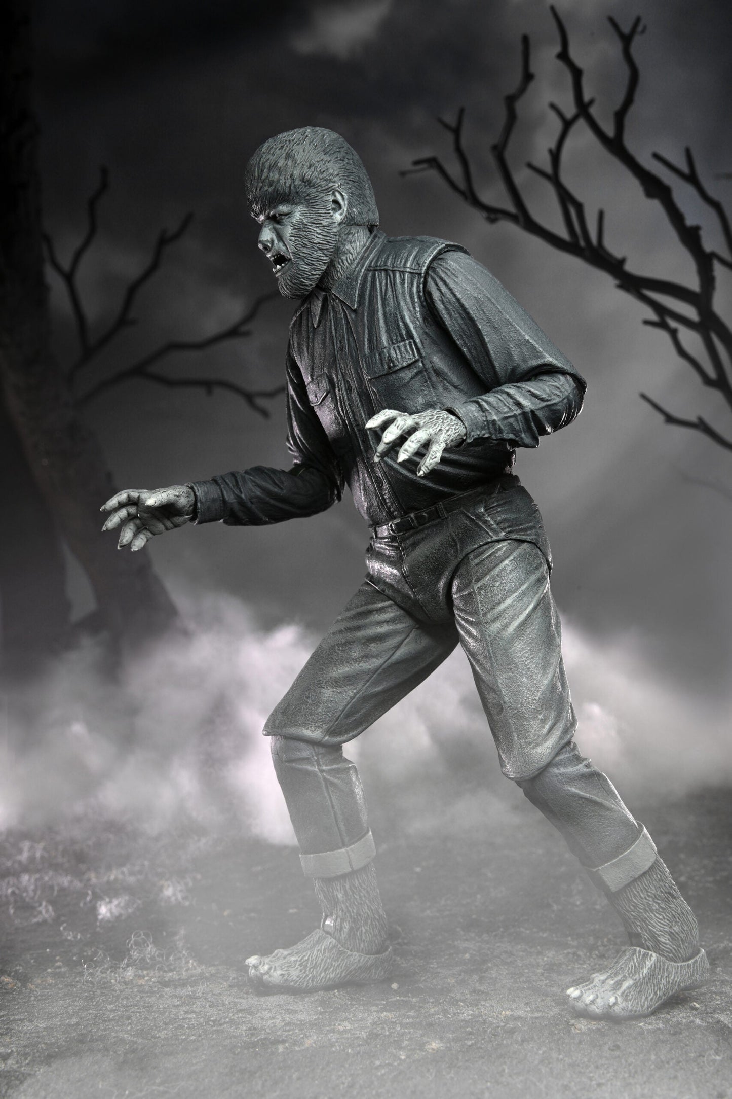 Universal Monsters - Ultimate Wolf Man - Black & White
