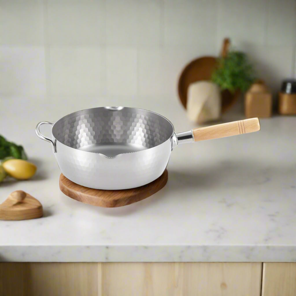 Yoshikawa Yukihira 24cm Pot Stainless Steel | 3.6L with Wooden Handle