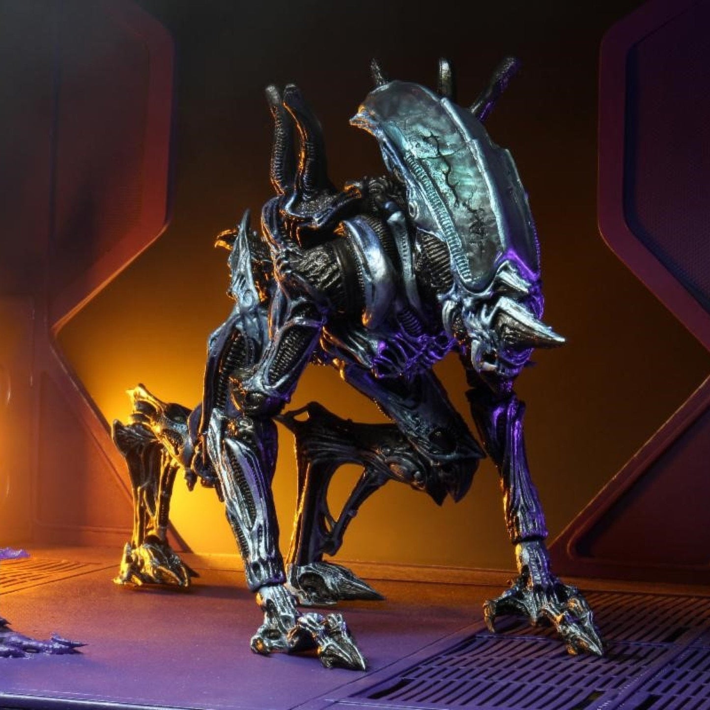 Aliens Ultimate Rhino Alien Figure ( blue/silver)