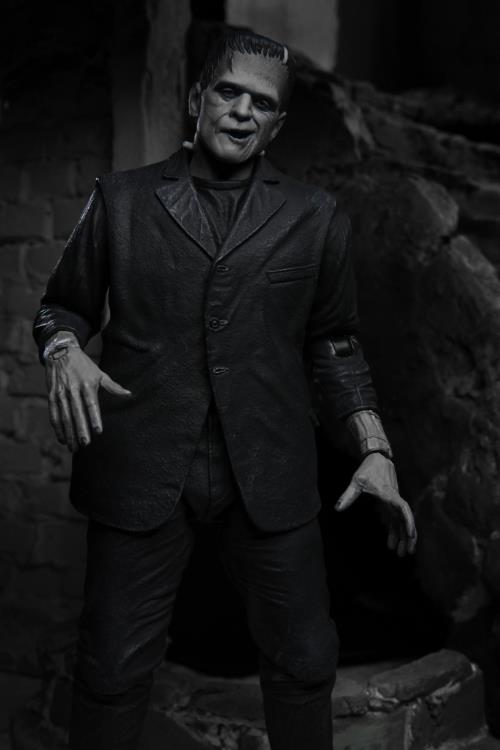 Universal Monsters Ultimate Frankenstein's Monster (Black & White) Figure