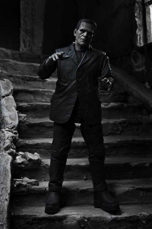 Universal Monsters Ultimate Frankenstein's Monster (Black & White) Figure