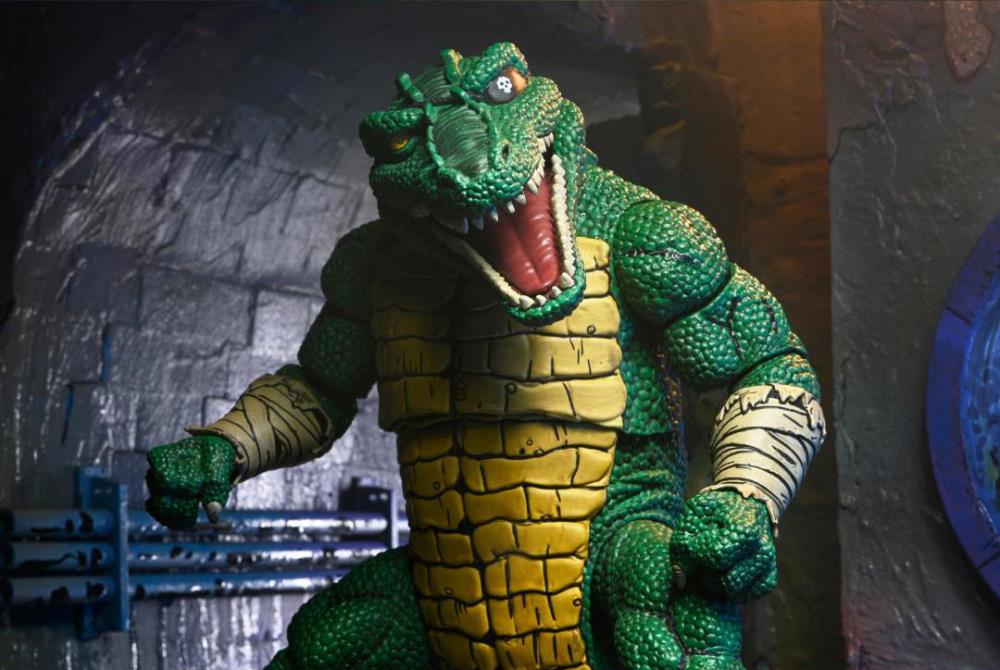 Teenage Mutant Ninja Turtles Leatherhead (Mirage Comics) Deluxe Action Figure
