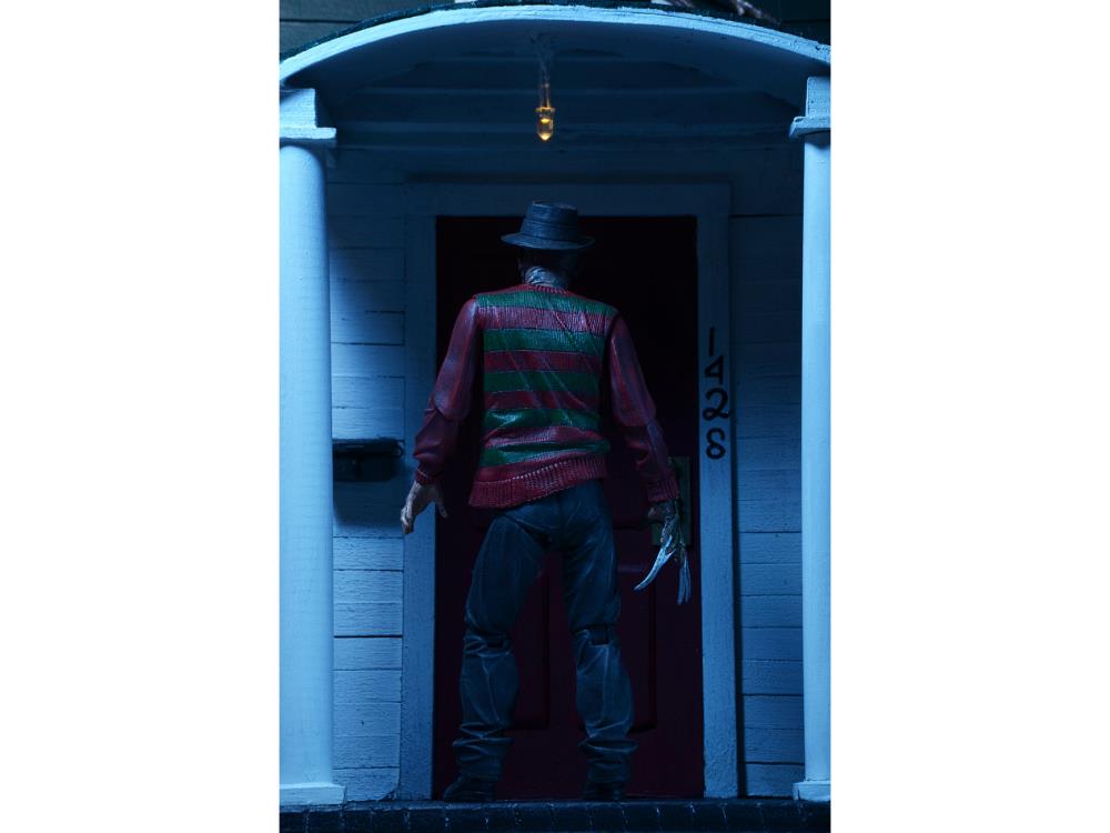 A Nightmare On Elm Street Ultimate Freddy Krueger