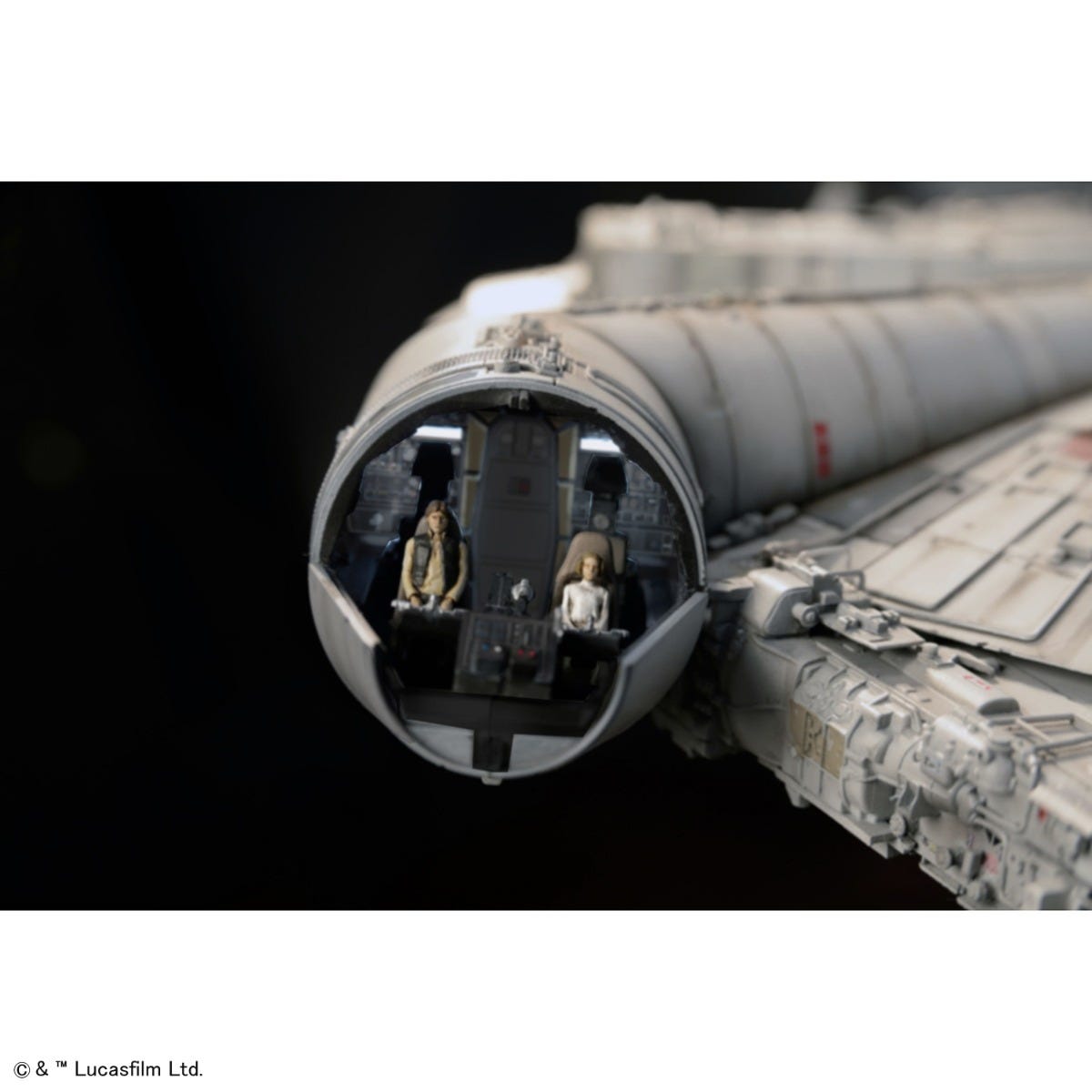 Millennium Falcon (Standard Edition) "Star Wars: A New Hope", Bandai 1/72 Perfect Grade (PG)