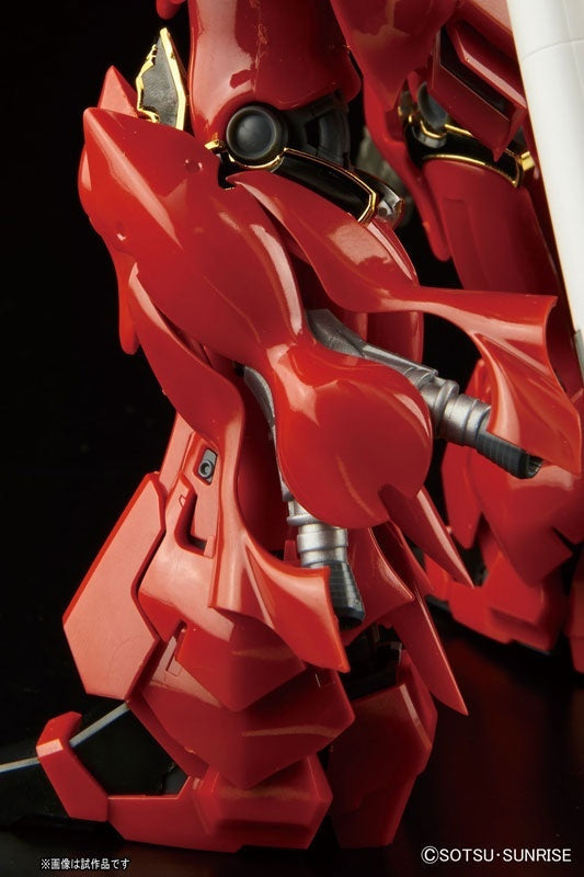 REAL GRADE - SINANJU -  1/144 MSN-06S