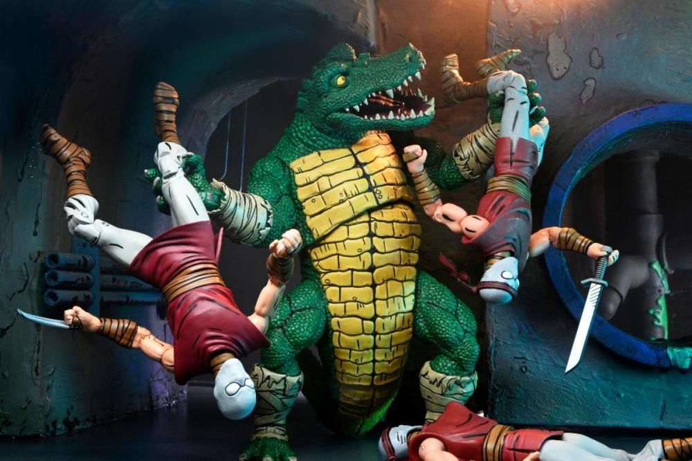 Teenage Mutant Ninja Turtles Leatherhead (Mirage Comics) Deluxe Action Figure
