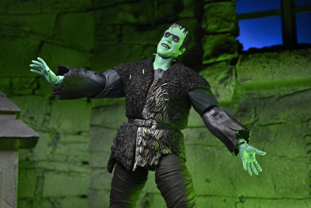 Neca - Rob Zombie's The Munsters Ultimate Herman Munster Action Figure
