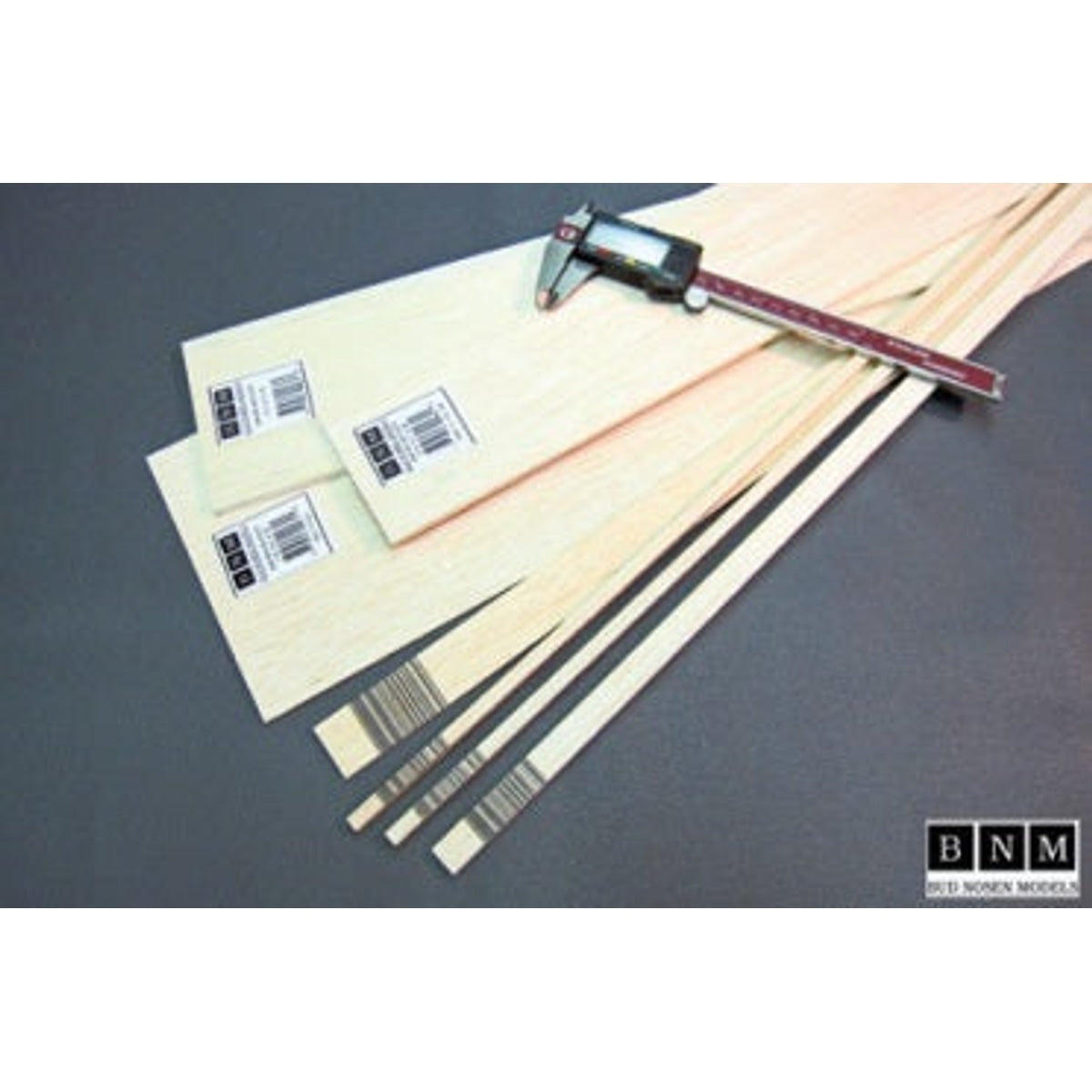Bud Nosen Balsa Strip 1/4 x 4 x 36" 1pc