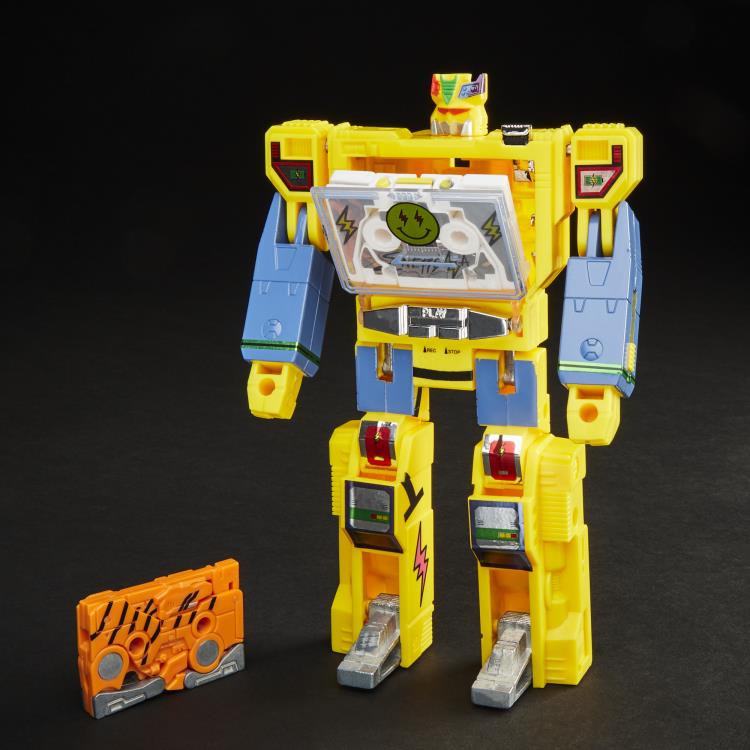 Transformers x J. Balvin Voyager J. Balvitron Exclusive Figure