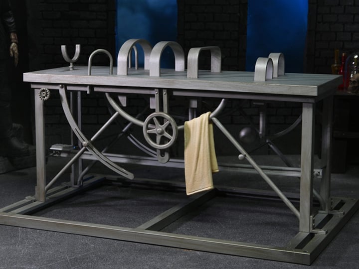 Universal Monsters Frankenstein Accessory Set