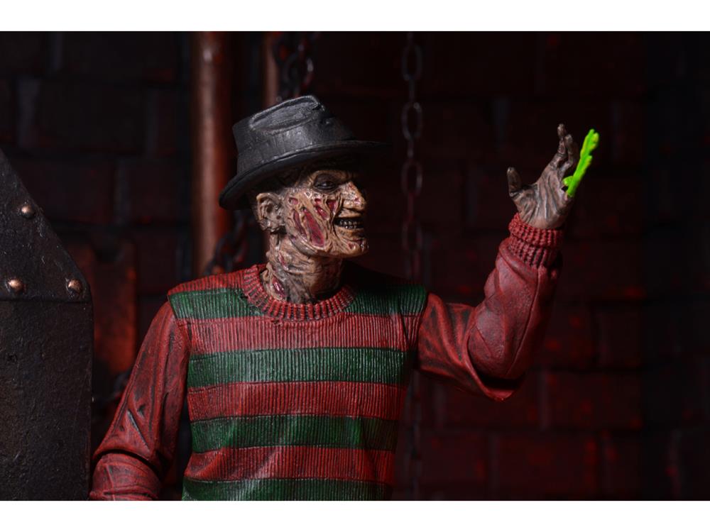 A Nightmare On Elm Street Ultimate Freddy Krueger
