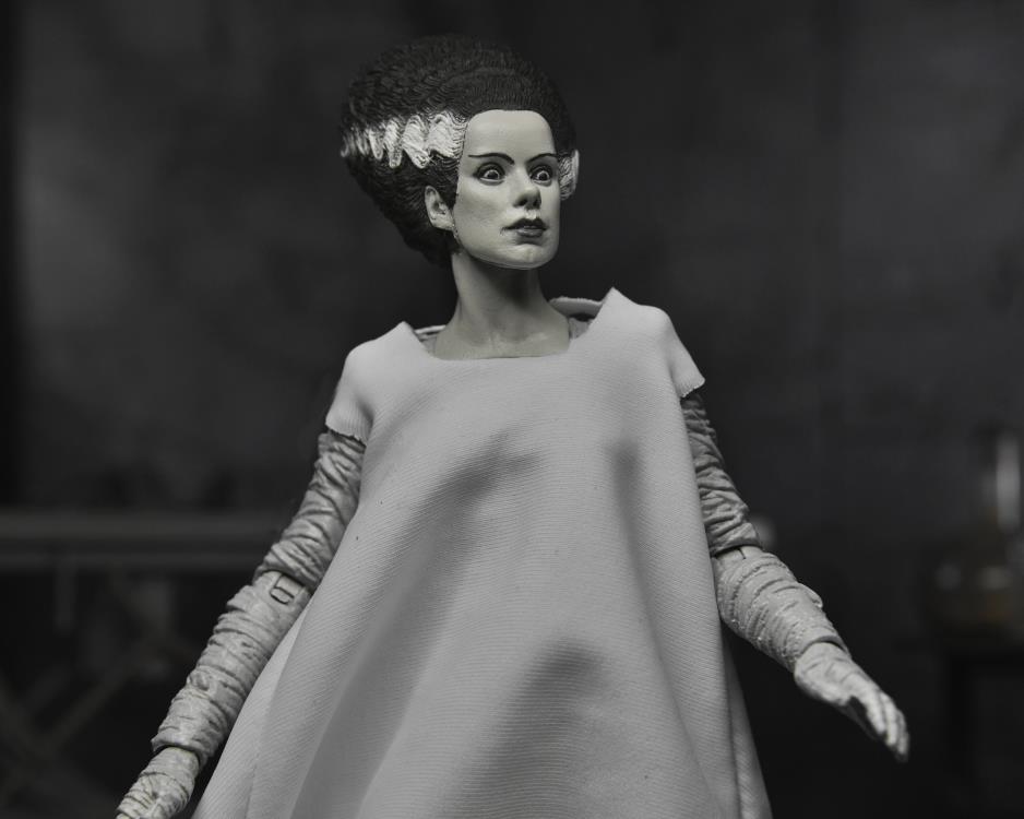 Universal Monsters Ultimate Bride of Frankenstein (Black & White)