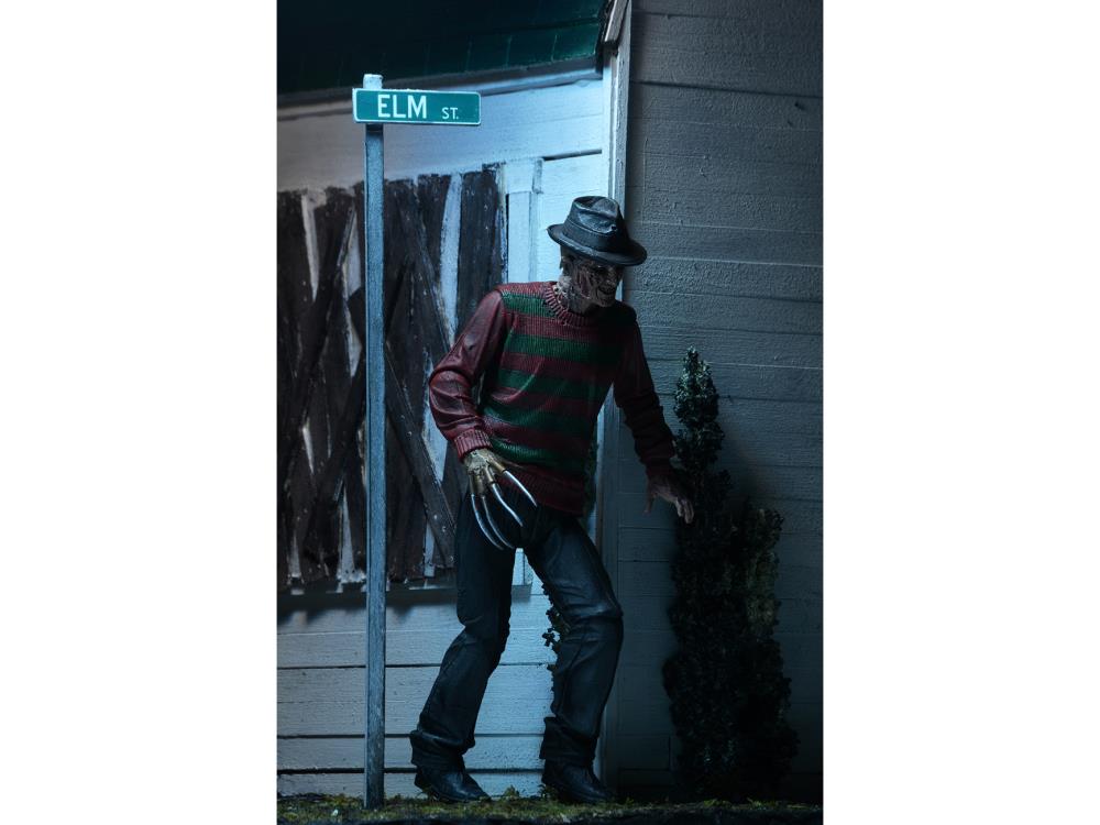 A Nightmare On Elm Street Ultimate Freddy Krueger