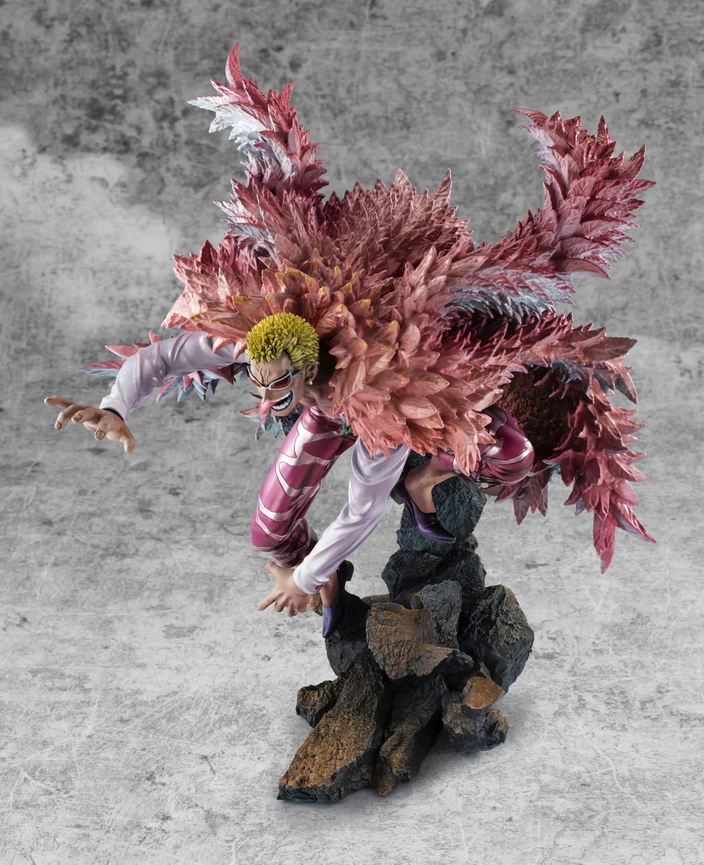 ONE PIECE - Portrait.Of.Pirates  "WA-MAXIMUM”: "Heavenly Yaksha" Donquixote Doflamingo