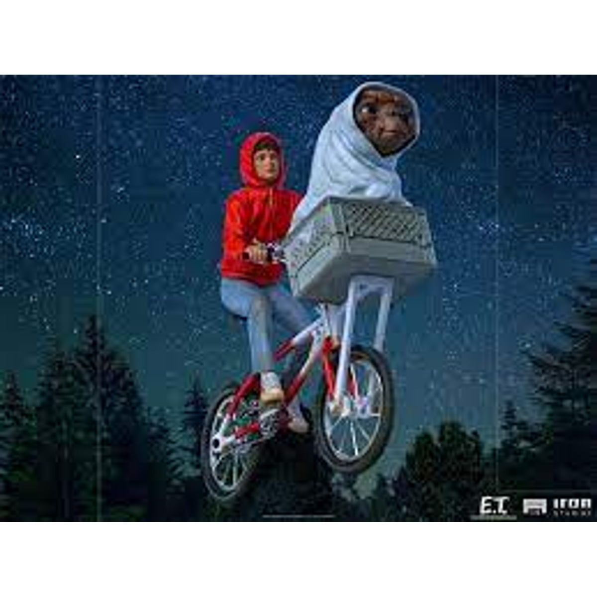 E.T. & Elliot 1:10 Scale Iron Studios Statue