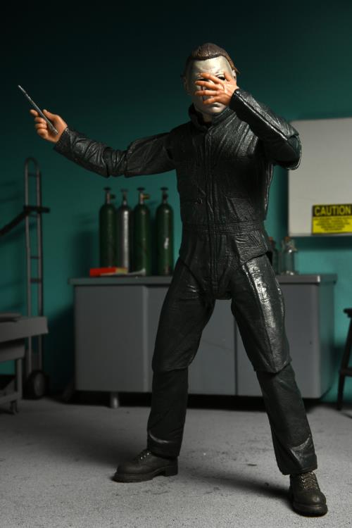 Neca - Halloween 2 Ultimate Michael Myers & Dr. Loomis Two-Pack