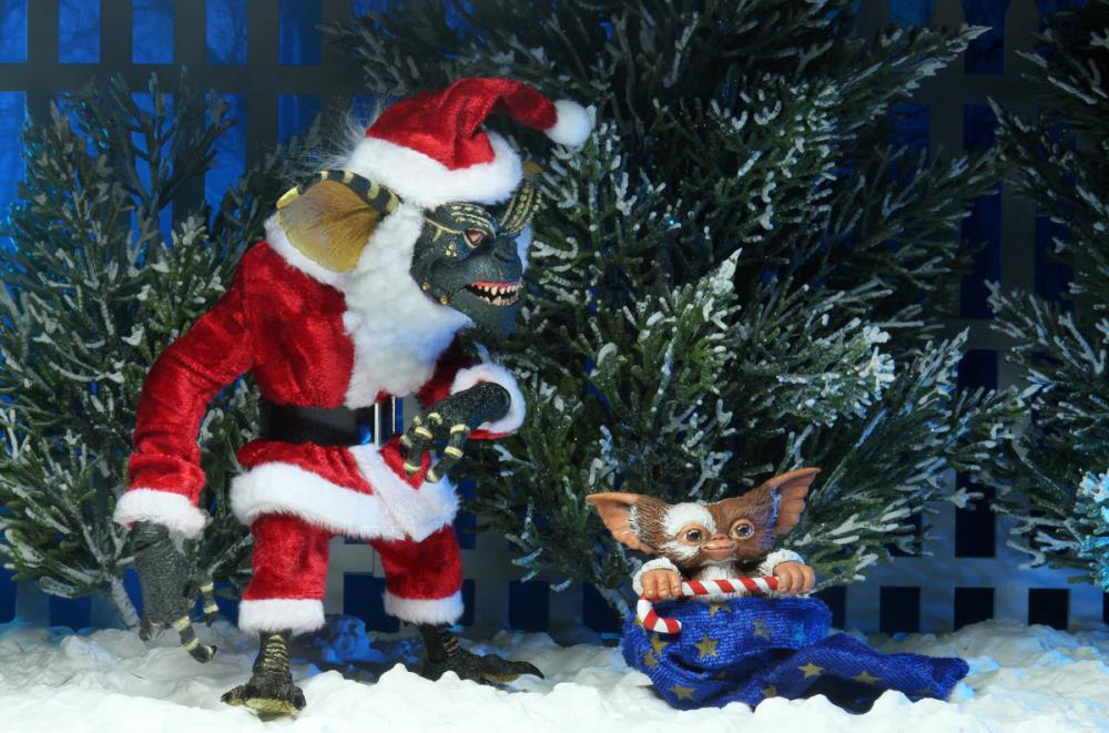 Neca - Gremlins Santa Stripe & Gizmo Action Figure Two-Pack