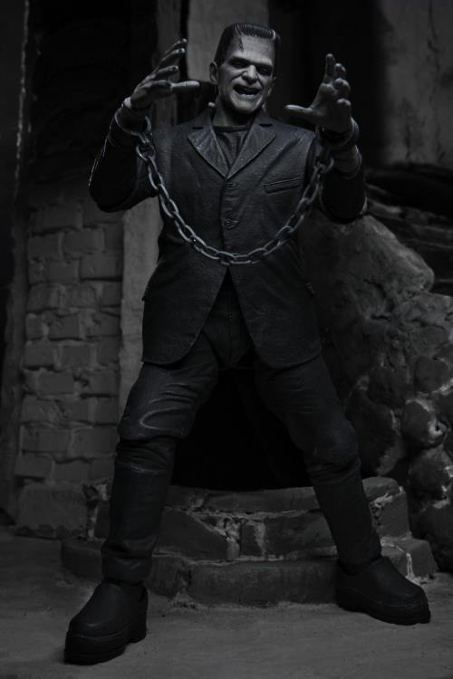 Universal Monsters Ultimate Frankenstein's Monster (Black & White) Figure