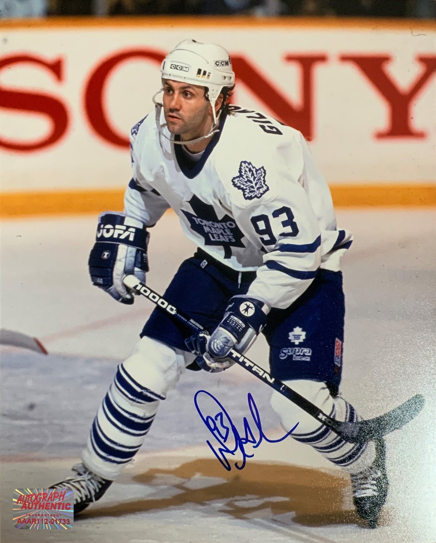 DOUG GILMOUR SIGNED 8" X 10"WHITE JERSEY PHOTOGRAPH – TORONTO MAPLE LEAFS NHL AUTOGRAPHED HOCKEY COLLECTIBLE (8" X 10")