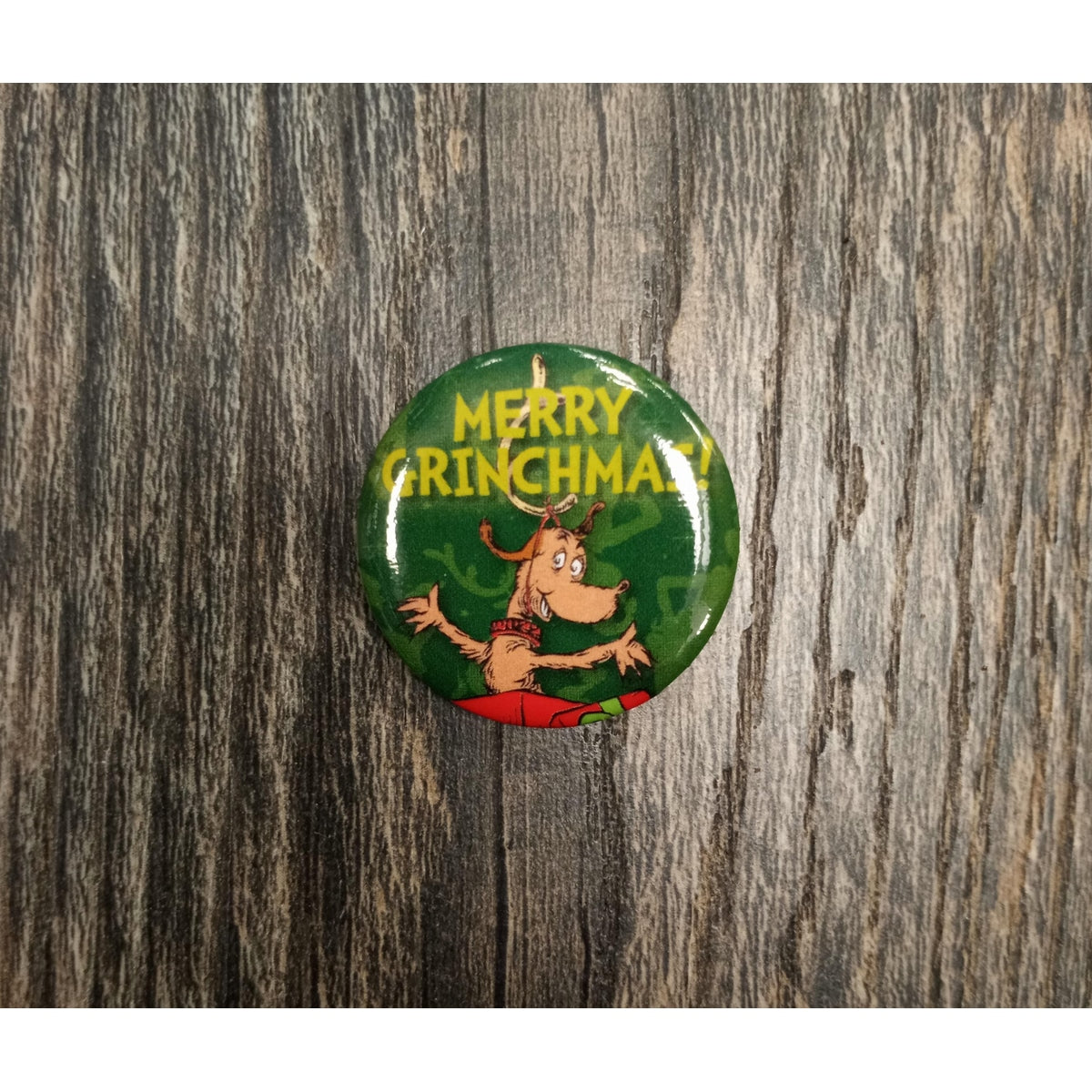 Grinch Bucket O Buttons