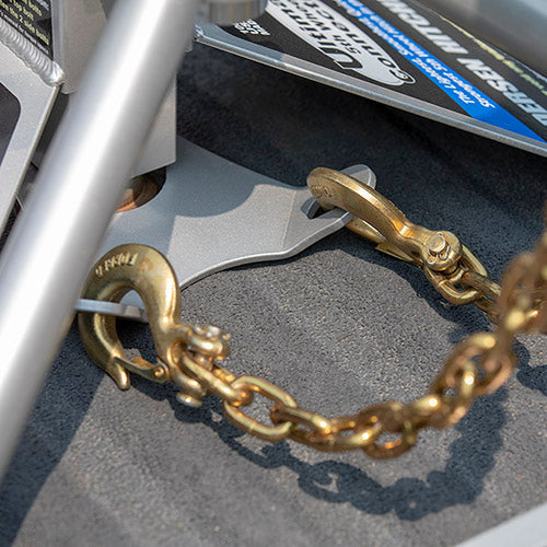 ULTIMATE CONNECTION SAFETY CHAINS WITH PLATE