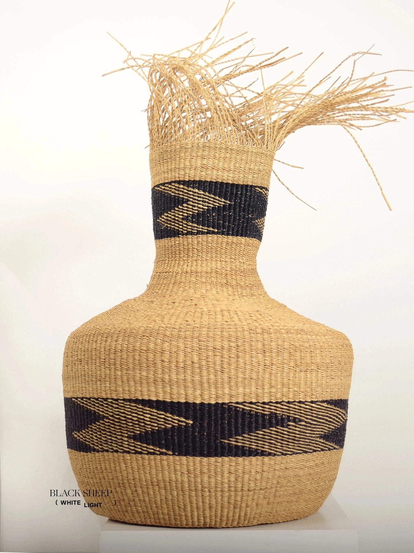 Large Ghana Bolga Basket 'Tisanie-Tia' NATURAL + BLACK