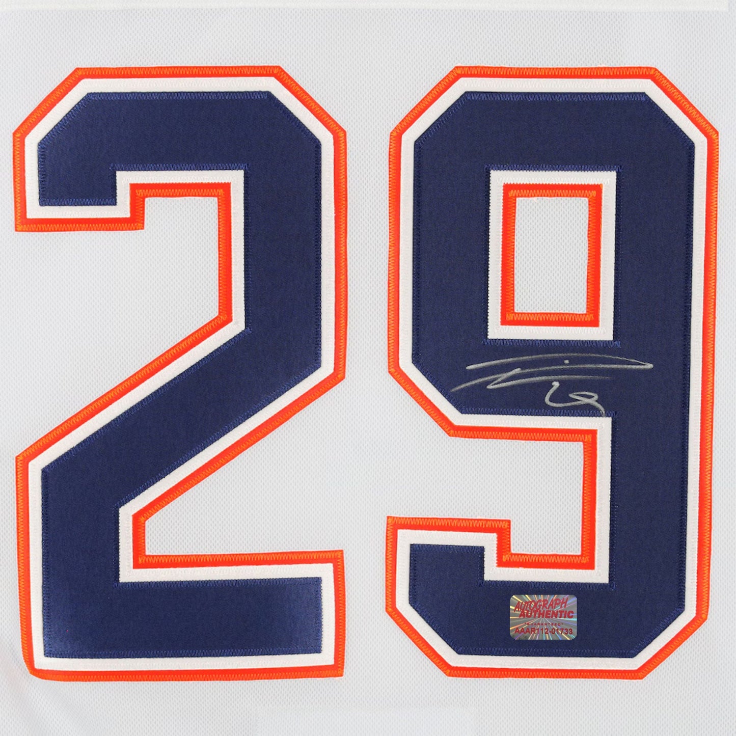 LEON DRAISAITL AUTOGRAPHED EDMONTON OILERS WHITE JERSEY – SIGNED NHL HOCKEY MEMORABILIA COLLECTIBLE (SIZE L OR XL)