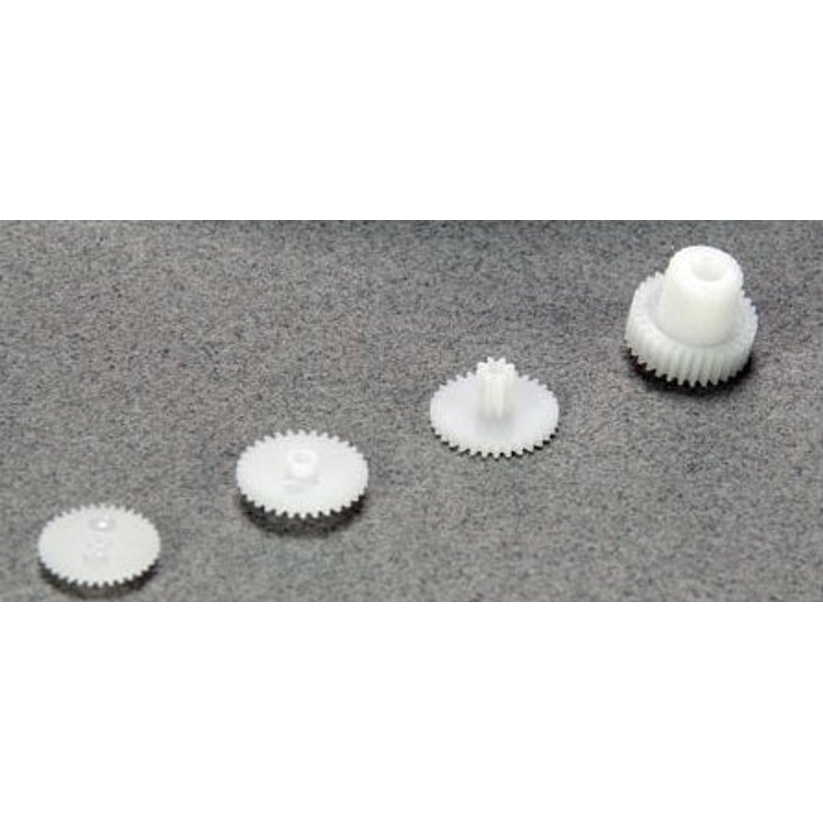 JR JRPSG290G Servo Gear Set: DS290G