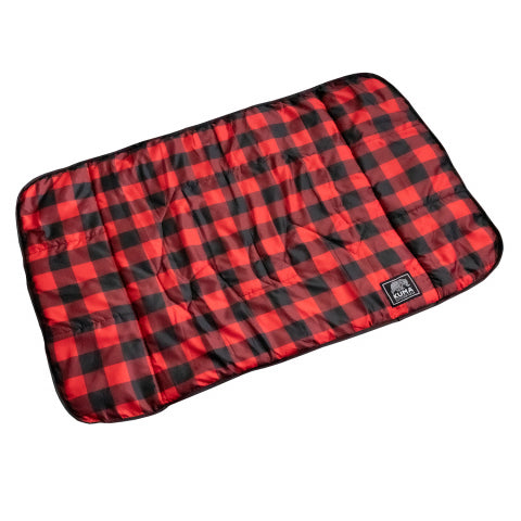 Kuma Lazy Bear Dog Blanket - Red/Black