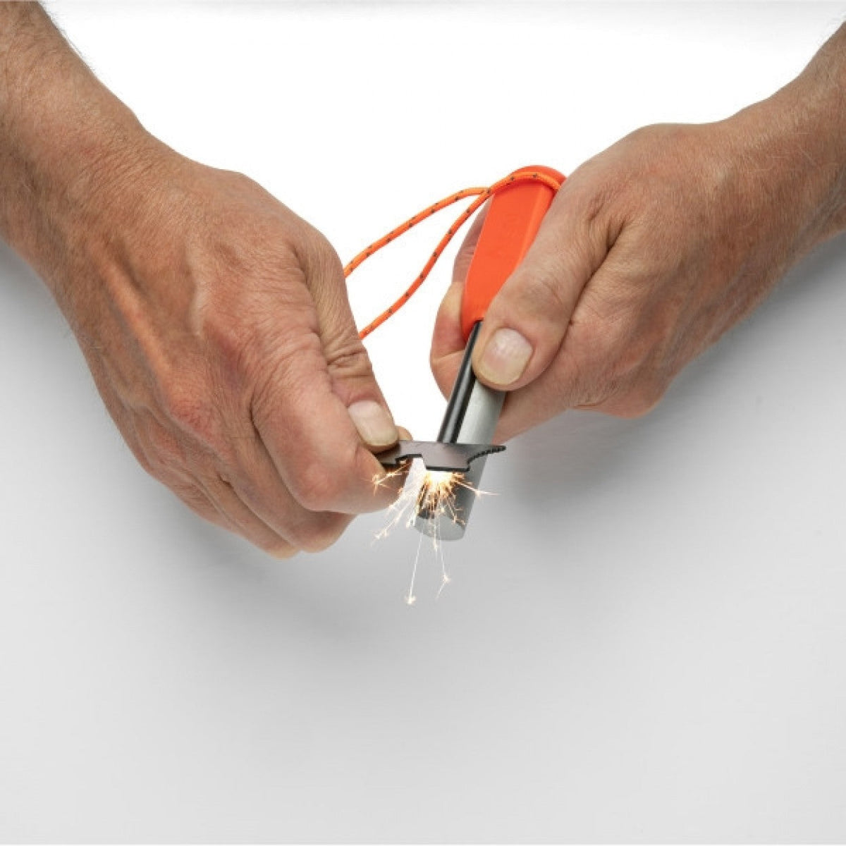Survive Outdoor Longer - Mag Striker with Tinder Cord