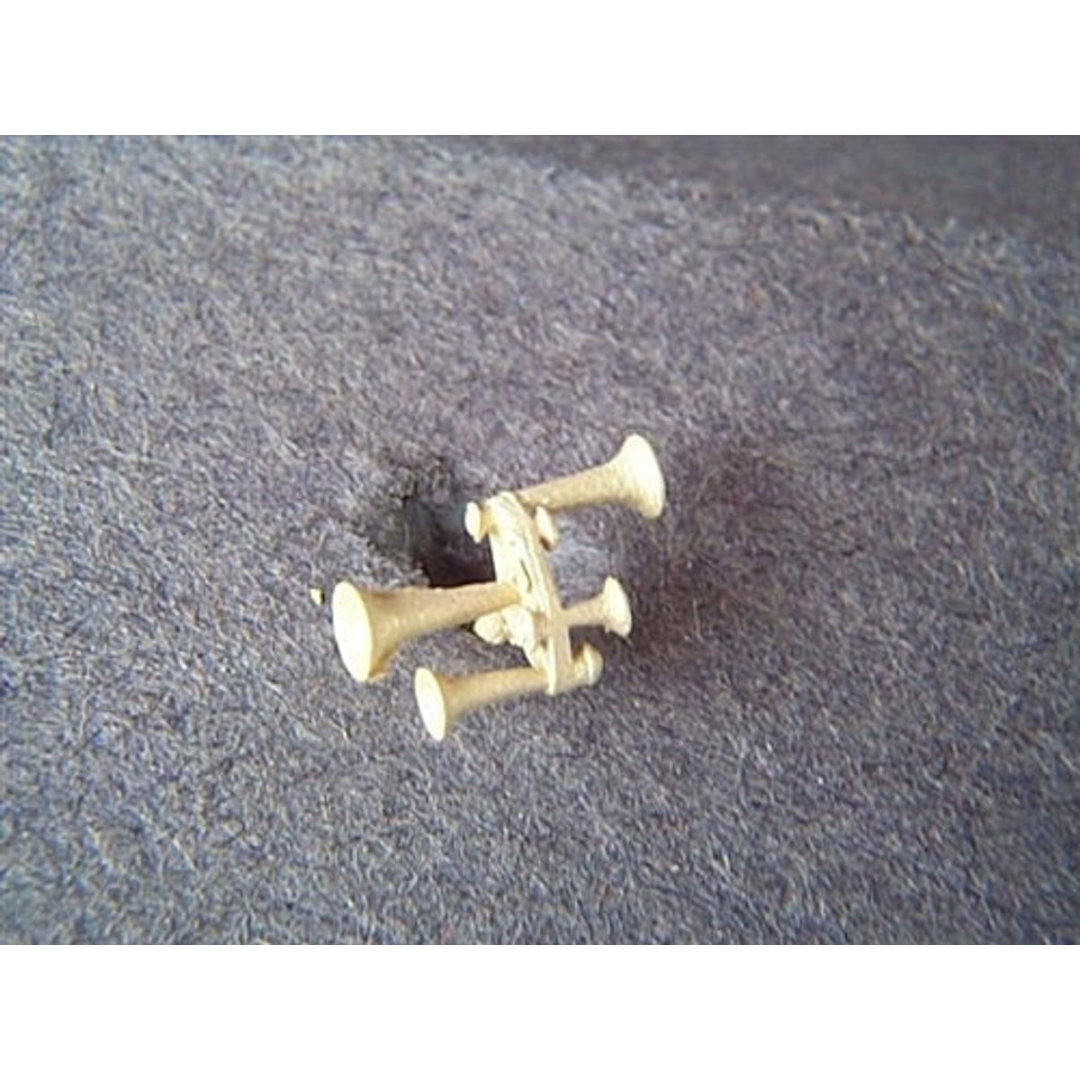 Miniatures by Eric H23 HO Horn Leslie NIB