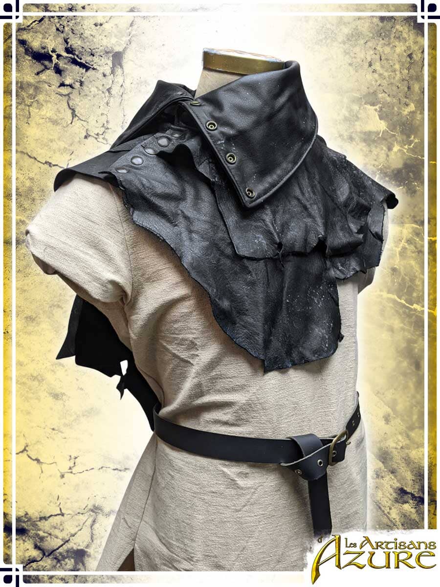 Hunter's High Collar