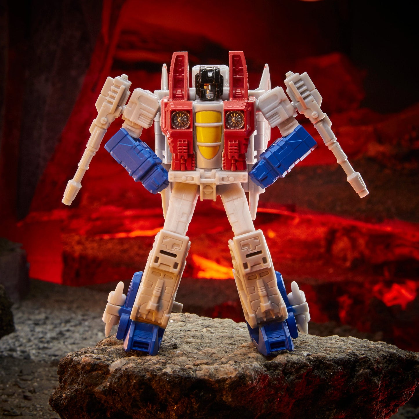 Transformers Toys Generations War for Cybertron: Kingdom Core Class WFC-K12 Starscream