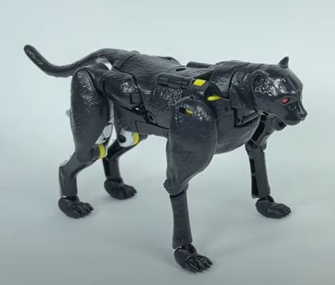 Transformers WFC K DELUXE SHADOW PANTHER