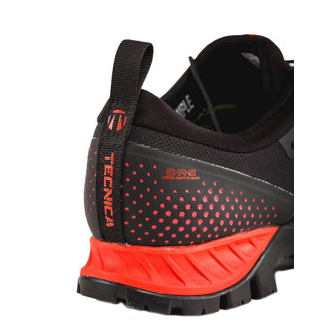 Tecnica Mens Plasma S GTX Low Waterproof Hiking Shoes