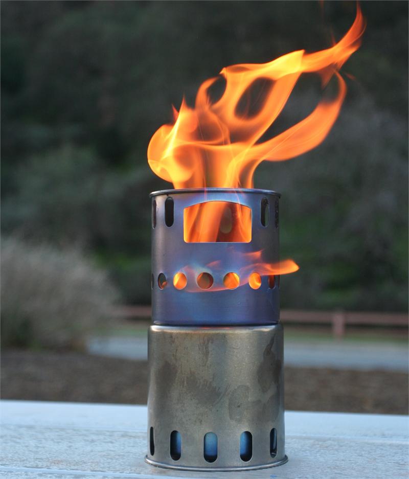 TOAKS TITANIUM BACKPACKING WOOD BURNING STOVE
