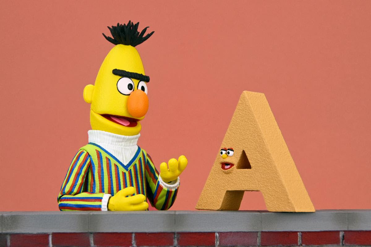 Sesame Street - 7” Scale Action Figure - Ultimate Bert