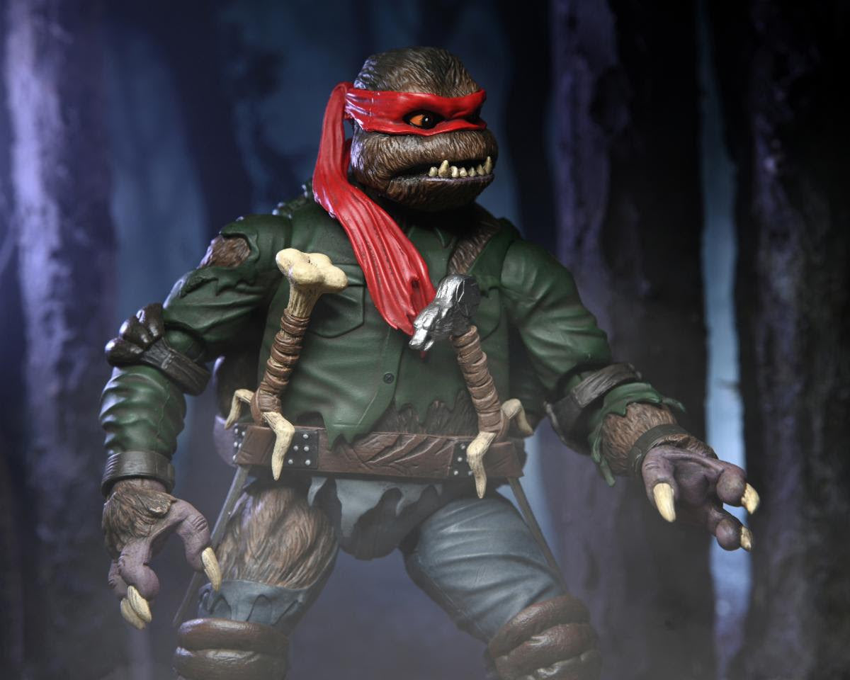 Universal Monsters x Teenage Mutant Ninja Turtles Ultimate Raphael as The Wolfman