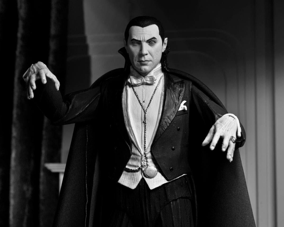 Universal Monsters - 7" Scale Action Figure - Ultimate Dracula - Carfax Abbey
