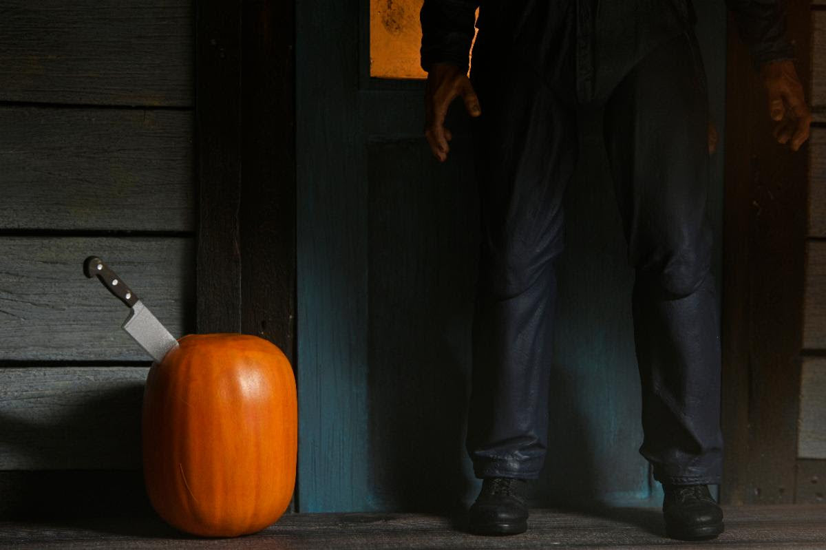 Halloween H2O - 7" Scale Action Figure - Ultimate Michael Myers