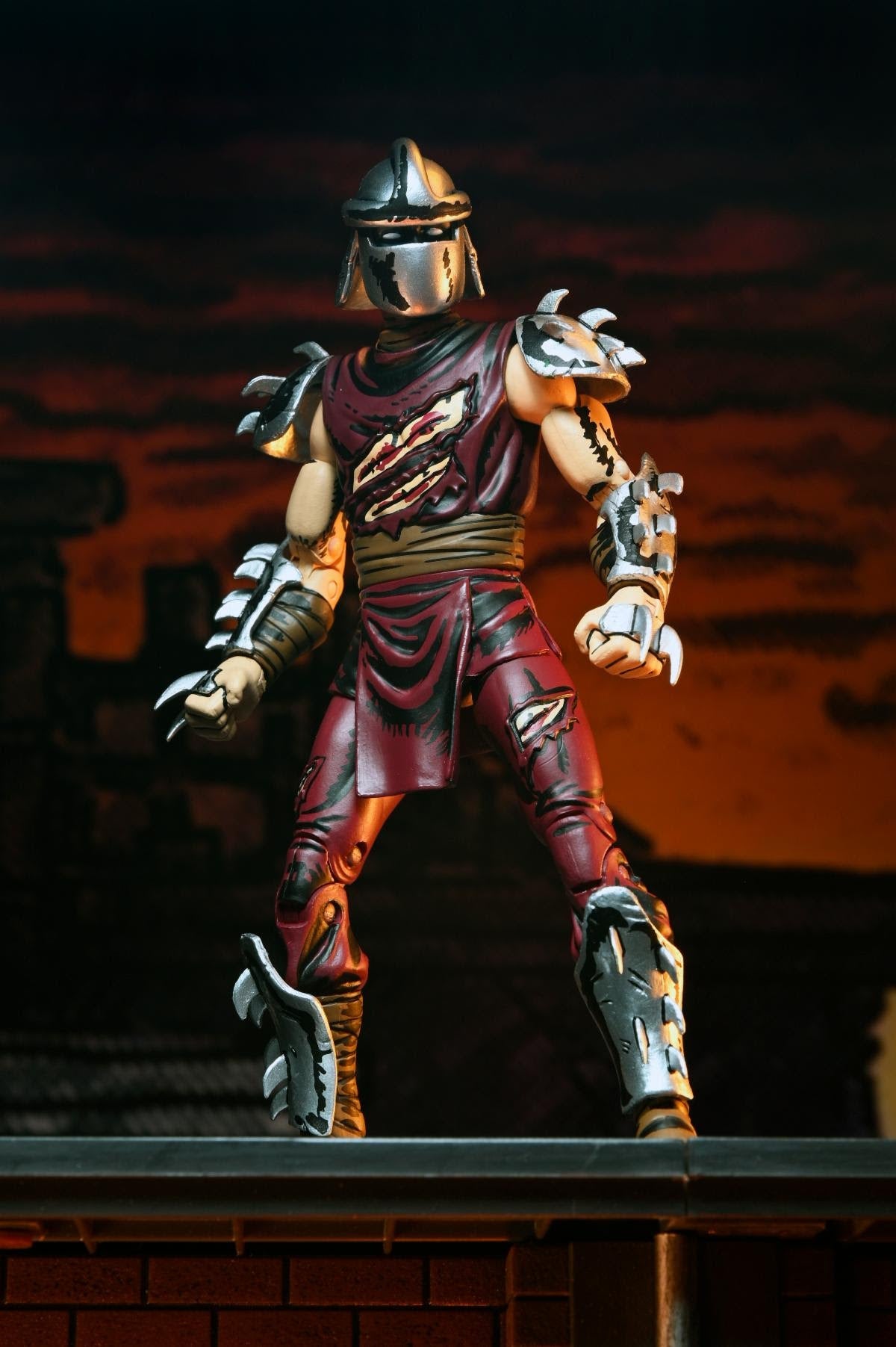 Teenage Mutant Ninja Turtles (Mirage Comics) - 7" Scale Action Figure – Battle Damaged Shredder