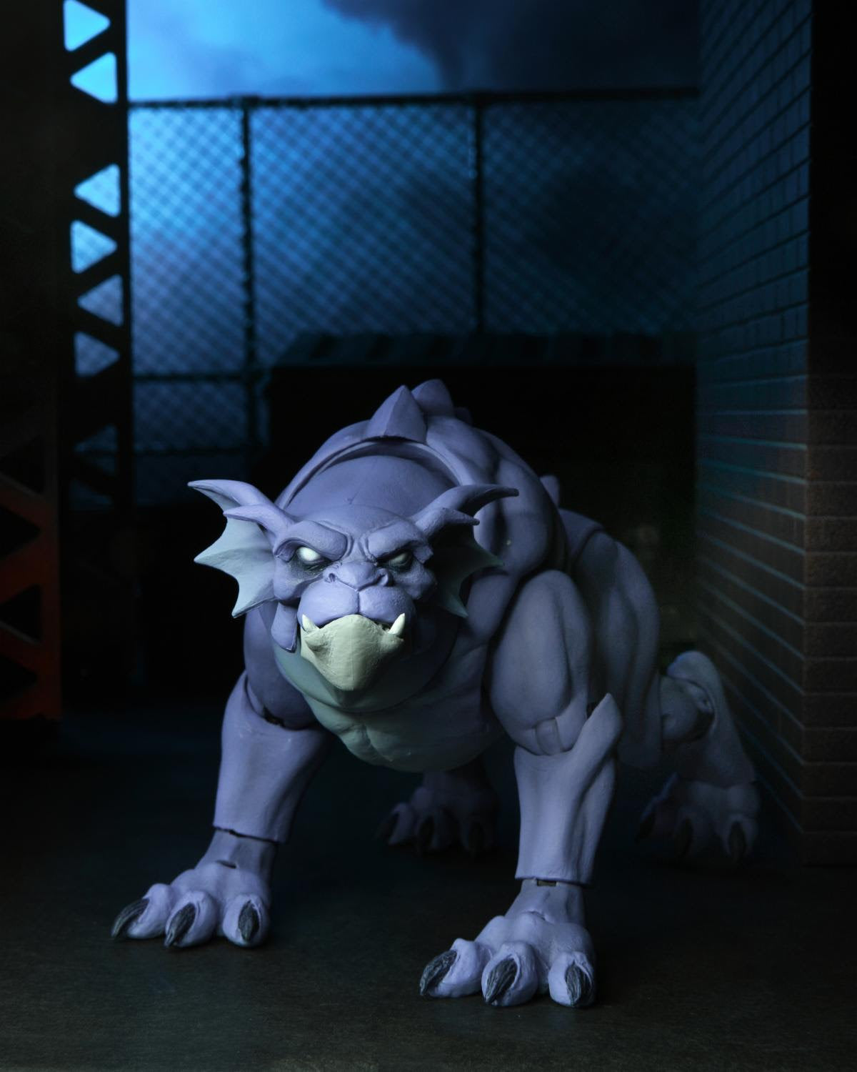 Neca - Disney's Gargoyles Ultimate  – Bronx with Goliath Accessory