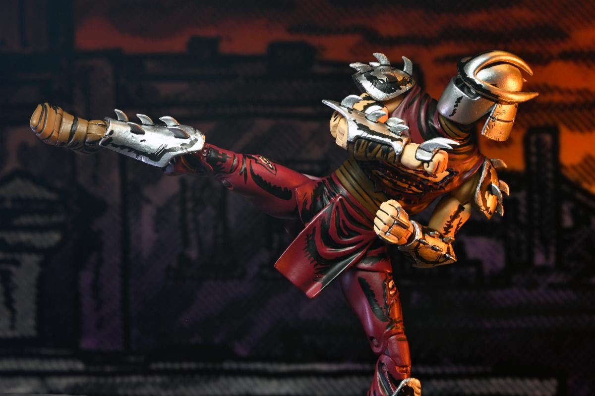 Teenage Mutant Ninja Turtles (Mirage Comics) - 7" Scale Action Figure – Battle Damaged Shredder