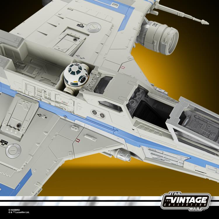 Star Wars: The Vintage Collection New Republic E-Wing & KE4-N4 Exclusive Figure & Vehicle Set (Ahsoka)