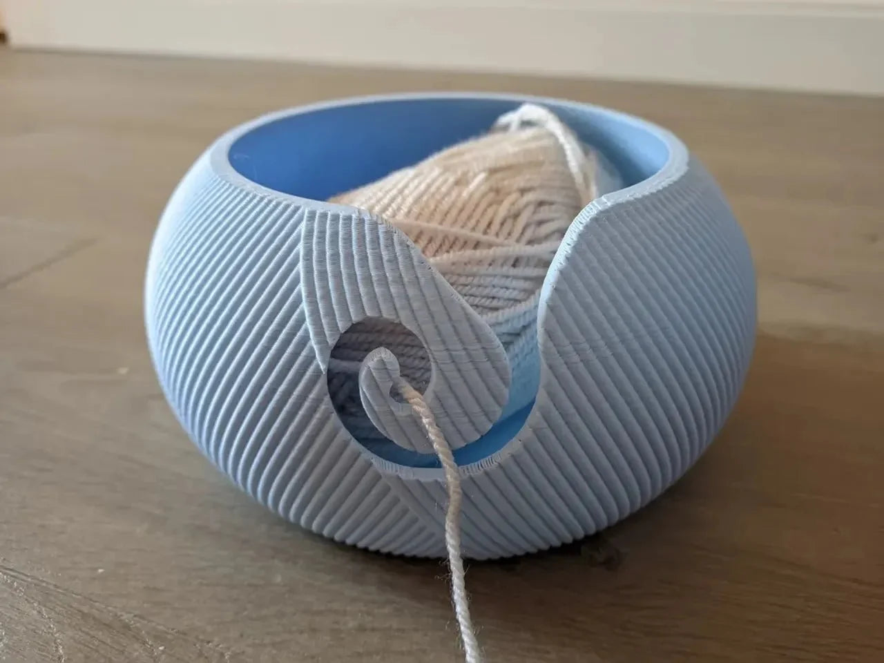 3D Printed Yarn Bowl – Swirl Guide for Knitters & Crocheters